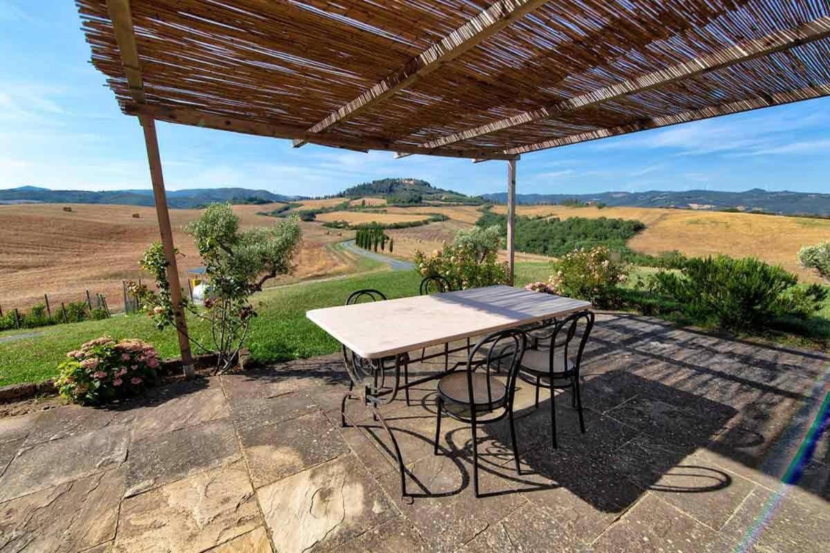 Podere Calvaiola มอนเตคาตีนี วัล ดิ เชชินา ภายนอก รูปภาพ