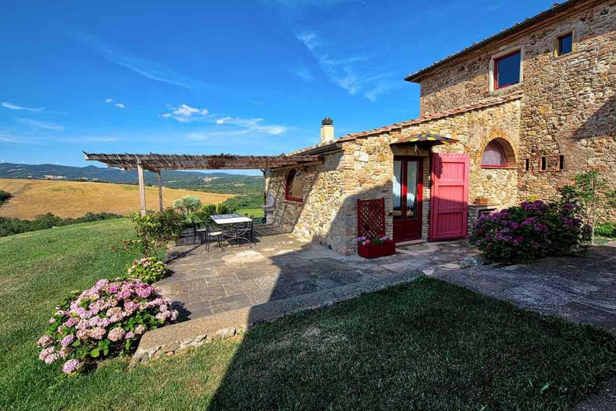 Podere Calvaiola มอนเตคาตีนี วัล ดิ เชชินา ภายนอก รูปภาพ